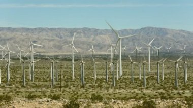 Rüzgar jeneratörleri Palm Springs, Ca yakınındaki yeti