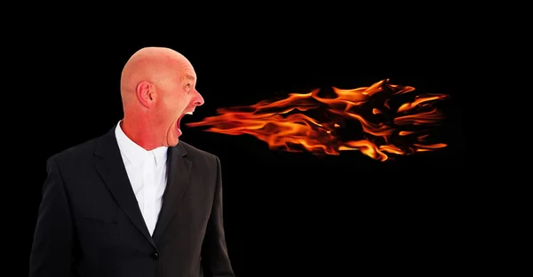 Ağzından çıkan alevler ile çığlık atan adam