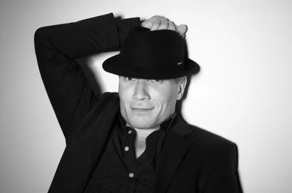 Man in black hat — Stock Photo, Image