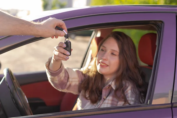 Girl Takes Car Key Car Sales Rentals — Stock Photo, Image