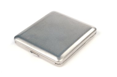 Metalik çelik sigara kutusu beyaz