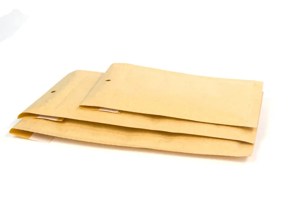 Три пузыря разного размера подкладка доставки или упаковки конвертов — стоковое фото