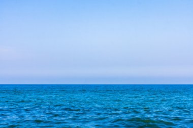 gökyüzü ve yüksek çözünürlüklü mavi su