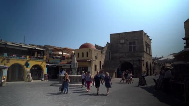 Rhodos Griechenland September 2020 Touristen Und Geschäfte Der Odos Socratous — Stockvideo