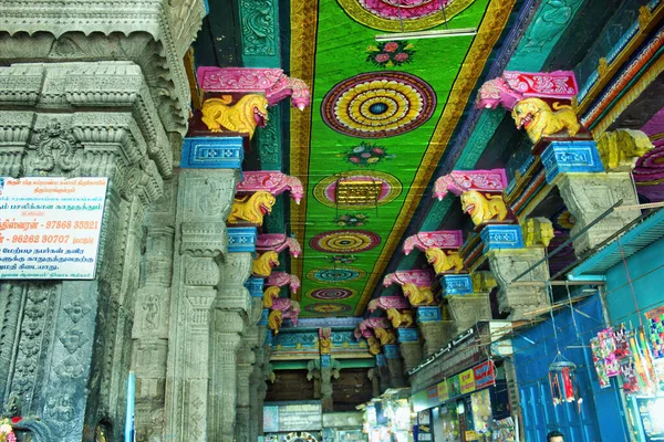 Madurai India Novembre 2018 Soffitto Colorato Decorato Tempio Indù Nome — Foto Stock