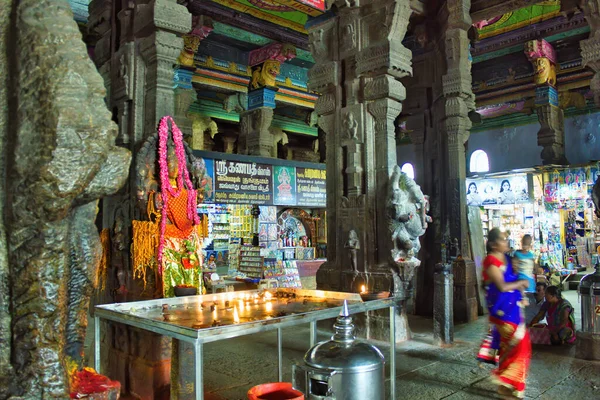 Madurai India Novembre 2018 Candela Accesa Come Segno Devozione Davanti — Foto Stock