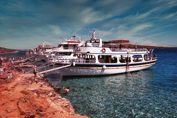 Crete Kreta Greece Вересня 2017 Група Крейсерів Пристикована Туристами Людьми — стокове фото
