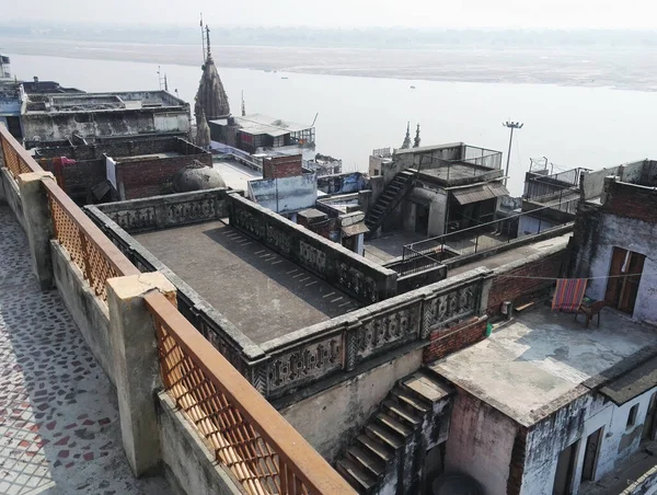 Varanasi Indie Listopad 2016 Starověké Město Spojuje Střešní Pohled Starými — Stock fotografie