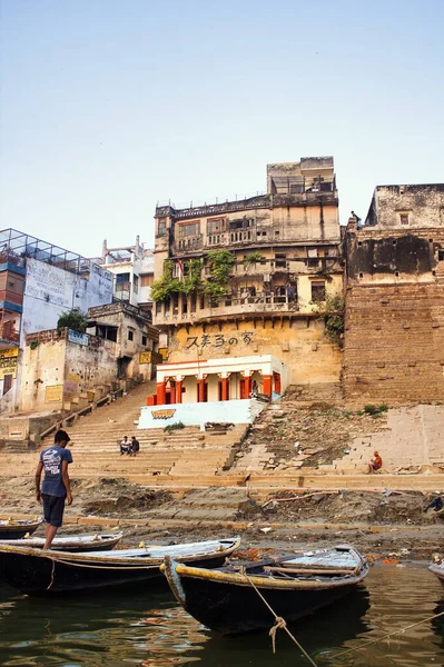 Varanasi India November 2016 Hajó Csónakos Gangesz Partján Ellen Ghat — Stock Fotó