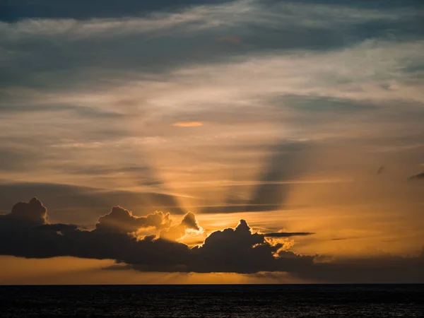 Vacker Solnedgång Över Havet — Stockfoto