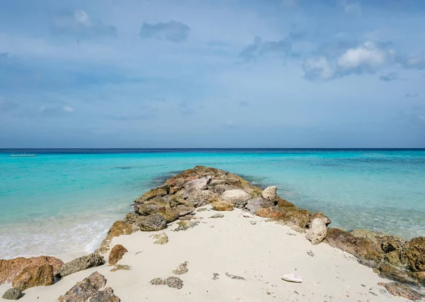 Hermosa Playa Tropical Con Cielo Azul — Foto de Stock