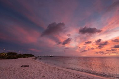 Karayipler 'in Bonaire Adası' nın manzarası
