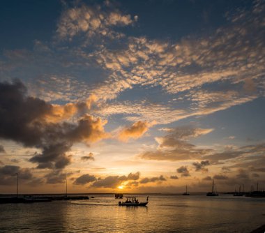 Karayipler 'in Bonaire Adası' nın manzarası