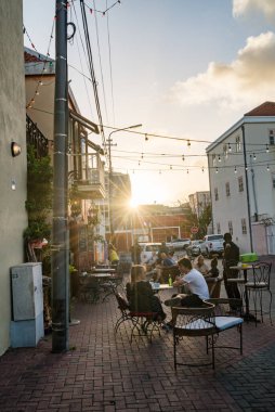 Petermaai 'de dolaşmak Willemstad' ın tarihi bir parçasıdır.