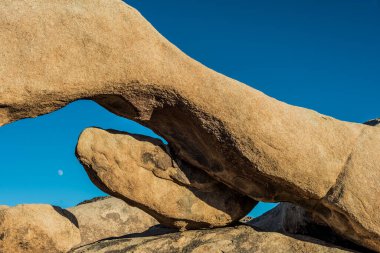 Kaliforniya Joshua Tree Ulusal Parkı 'ndaki Kaya oluşumları