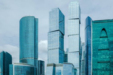 Moskova Şehir Kuleleri öğleden sonra kapanıyor.