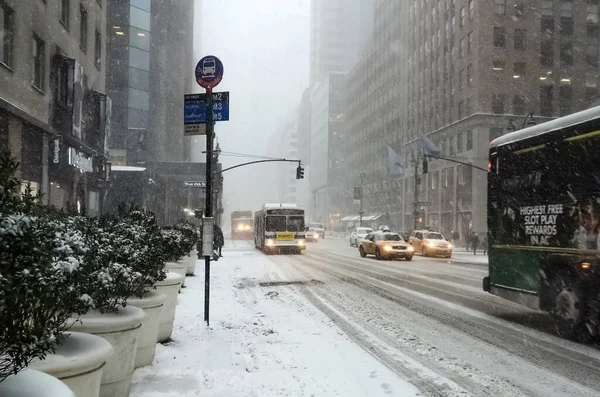 Tempête Neige Hivernale New York Avec Fortes Chutes Neige Voitures — Photo