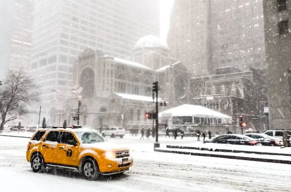 Winter Snowstorm Blizzard New York City Heavy Snow Fall Cars — Stock Photo, Image