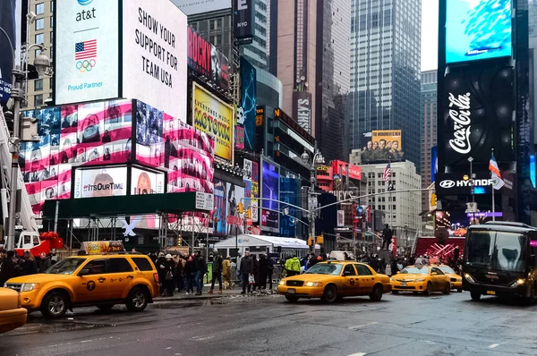 Times Square Winter Day Yellow New York City Taxi Cabs — Stock Photo, Image