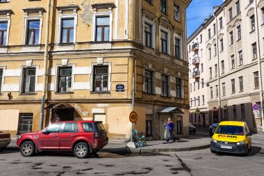 Saint Petersburg Panorama tarihi binalar, mimari, sokaklar ve kanalları ile Saint Petersburg, Rusya.