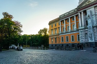 Aziz Michael Şatosu, aynı zamanda Mikhailovsky Kalesi ya da Saint Petersburg, Rusya 'daki Mühendisler Kalesi olarak da bilinir..