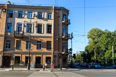 Aziz Petersburg Panoraması 'nda tarihi binalar mimari sokaklar ve kanallar Saint Petersburg, Rusya.