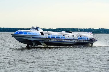 Raketa (Roket) hidrofolyo teknesi Saint Petersburg, Rusya.