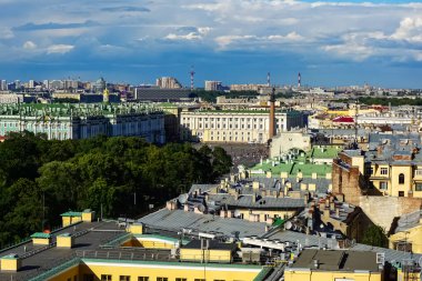 Saint Petersburg arter panorama eski tarihi sokaklar ve binalar ile Saint Petersburg, Rusya.