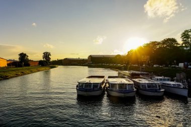 Saint Petersburg Panorama tarihi binalar, mimari, sokaklar ve kanalları ile Saint Petersburg, Rusya.