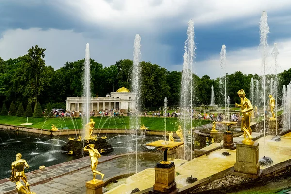 Παλάτι Peterhof Στο Peterhof Petergof Κοντά Στην Αγία Πετρούπολη Ρωσία — Φωτογραφία Αρχείου