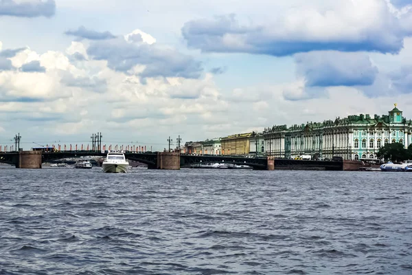 Szentpétervár Panoráma Történelmi Épületekkel Építészettel Utcákkal Csatornákkal Szentpéterváron Oroszországban — Stock Fotó