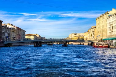 Saint Petersburg Panorama tarihi binalar, mimari, sokaklar ve kanalları ile Saint Petersburg, Rusya.