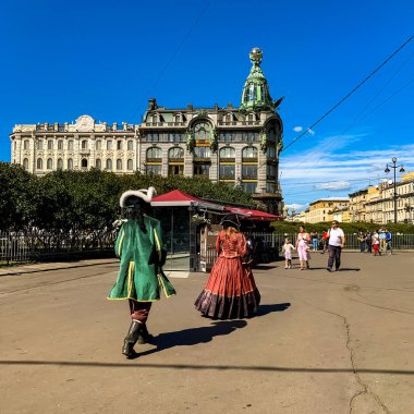 Saint Petersburg Panorama tarihi binalar, mimari, sokaklar ve kanalları ile Saint Petersburg, Rusya.