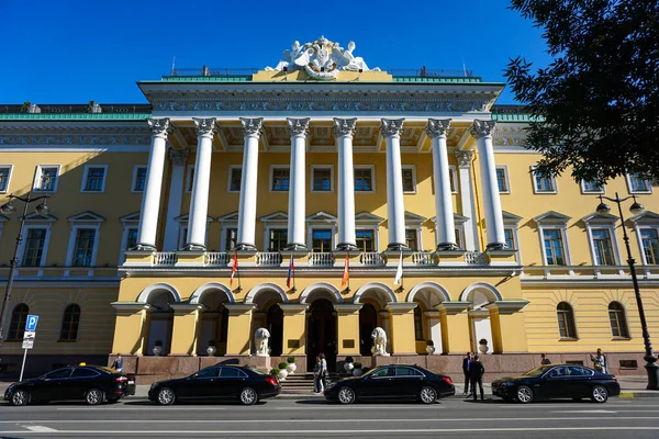 Entrada Frontal Four Seasons Hotel Lion Palace San Petersburgo Rusia — Foto de Stock
