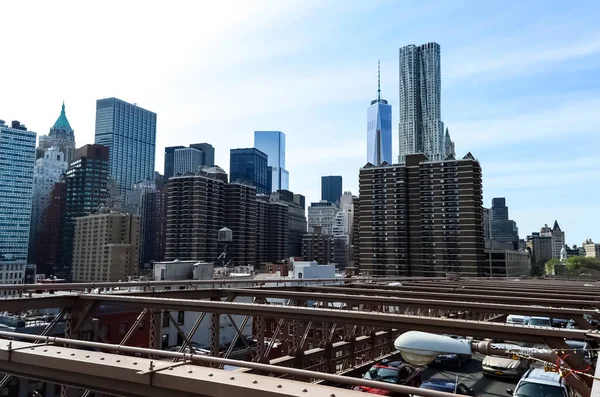布鲁克林桥 Brooklyn Bridge 是纽约市的一座桥 横跨东河 连接曼哈顿和布鲁克林两地 — 图库照片