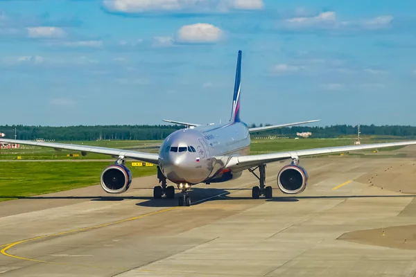 Aeroflot Russian Airlines Airbus A330 200 Міжнародному Аеропорту Шереметьєво Москві — стокове фото
