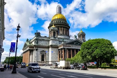 Saint Isaac Katedrali veya Isaakievskiy Sobor, Rusya 'nın Saint Petersburg şehrinde bulunan bir katedral..