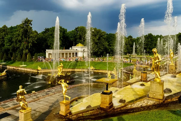 Παλάτι Peterhof Στο Peterhof Petergof Κοντά Στην Αγία Πετρούπολη Ρωσία — Φωτογραφία Αρχείου