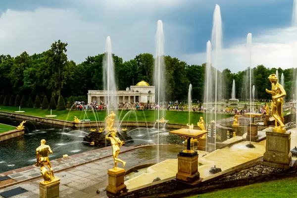 Παλάτι Peterhof Στο Peterhof Petergof Κοντά Στην Αγία Πετρούπολη Ρωσία — Φωτογραφία Αρχείου