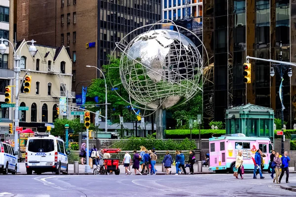 Columbus Circle New York City Met Gele Taxi Een Regenachtige — Stockfoto