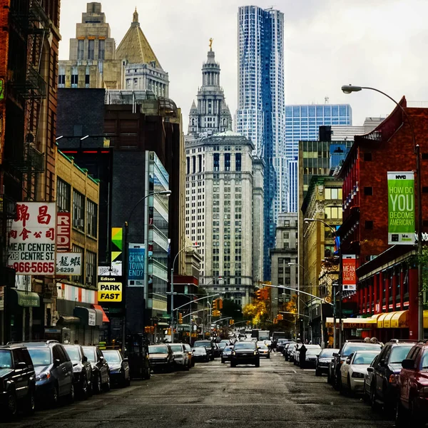 纽约市曼哈顿街道全景 街上有黄色的纽约市出租车 纽约曼哈顿 — 图库照片