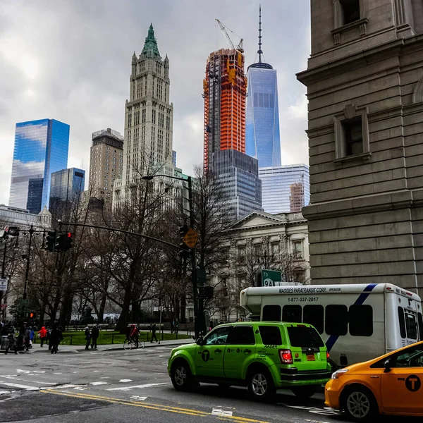 纽约市曼哈顿街道全景 街上有黄色的纽约市出租车 纽约曼哈顿 — 图库照片