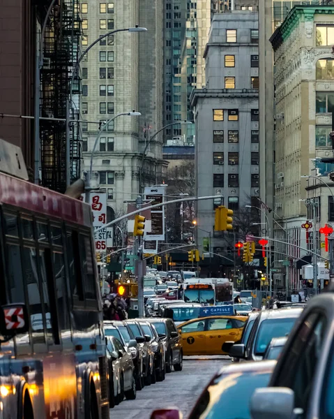 Soho Bairro Nova York Manhattan Com Amarelo Táxis Nova York — Fotografia de Stock