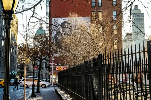 Dzielnica New York City Soho Manhattanie Żółtymi Taksówkami Ulicach Nowego — Zdjęcie stockowe