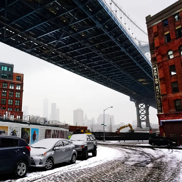 Téli Hóvihar Hóvihar New Yorkban Erős Havazással Autók Hóval Borítva — Stock Fotó