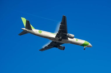 Boeing 757-200, John F. Kennedy Uluslararası Havaalanı 'na inmiştir..