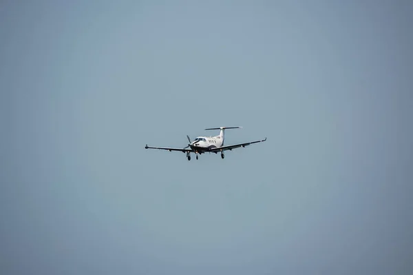 Aire Bravo Pilatus Aterrizaje Billy Bishop Toronto City Airport Ontario — Foto de Stock