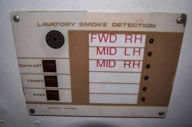 British Airways Concorde süpersonik yolcu jetinin Concorde kabin kontrol paneli New York 'taki Intrepid Sea, Air and Space Museum' da sergileniyor.. 