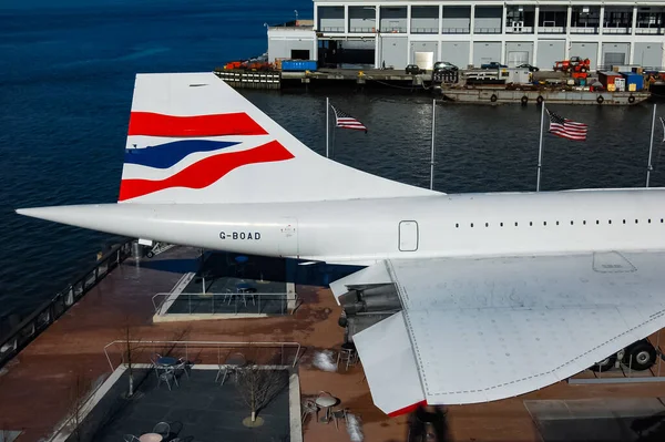 British Airways Concorde Supersonische Passagiersvliegtuig Zien Het Intrepid Sea Air — Stockfoto