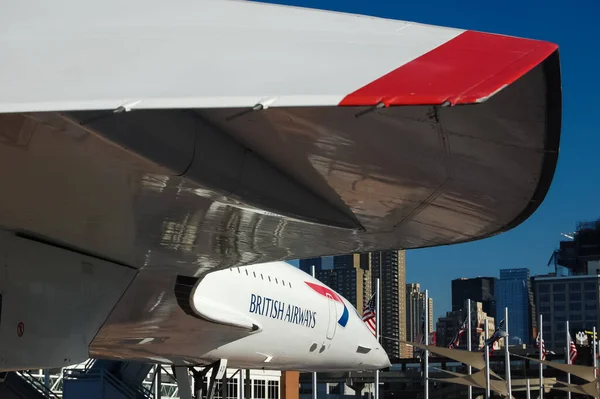 British Airways Concorde Supersonische Passagiersvliegtuig Zien Het Intrepid Sea Air — Stockfoto